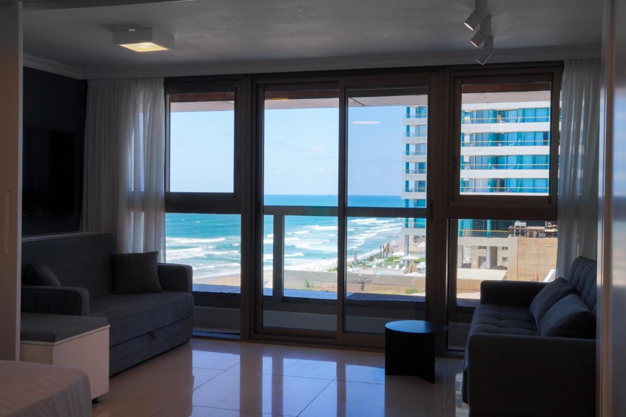 Beachfront Boutique Apartment Herzelia المظهر الخارجي الصورة